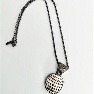 EXEX 925 Silver Tortoiseshell Pendant Necklace